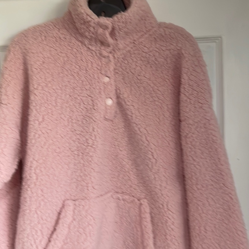 Pullover fleece